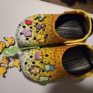 Kids Pokémon Themed Clogs - Multicolor